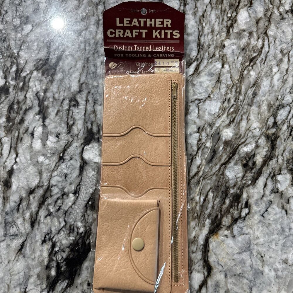 NOS Vintage Griffin Craft Leather Billfold Wallet Insert #2410